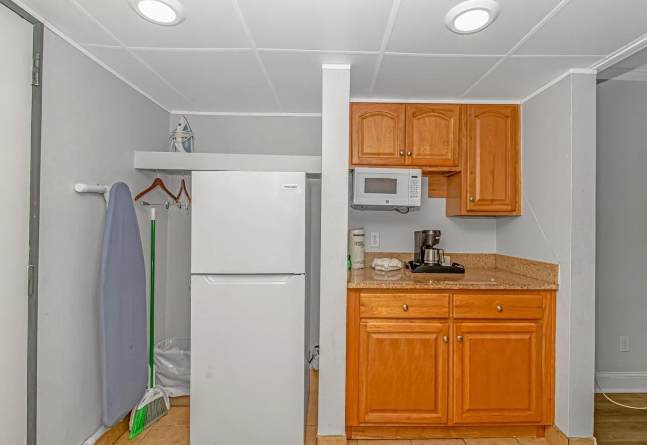 Ocean Reef Resort - Direct Oceanfront Studio - Nicely Updated! Perfect For 2-4 Guests! Unit 401 Myrtle Beach Esterno foto